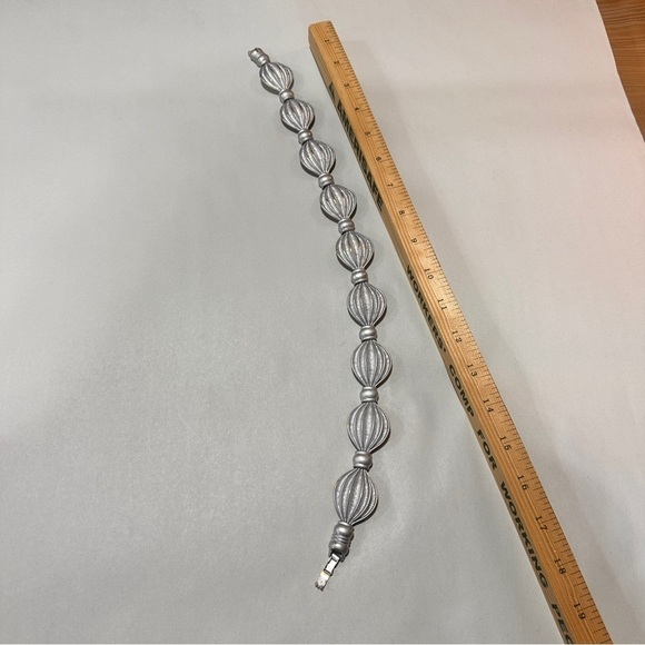 Vintage 1990's Chunky Silver Modern Statement Collar Necklace - Picture 11 of 14